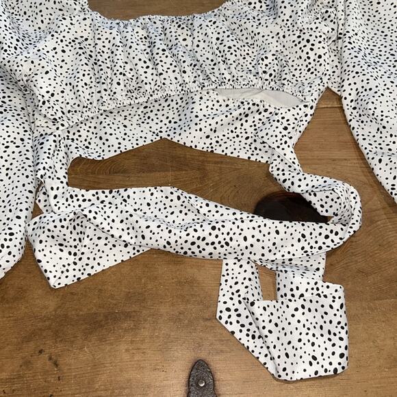 Altar'd State White and Black Polka Dot Crop Top With Tie Back Size XSmall - Picture 8 of 9